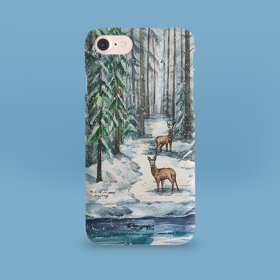 눈내리는 겨울 숲 속에서, 로지숲 작가 폰케이스 아이폰 15 갤럭시 S24 플립 폴드
